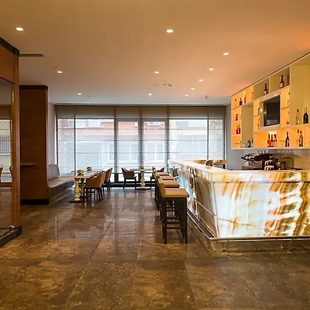 Inside Sisli 4*