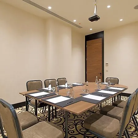Inside Sisli Ξενοδοχείο 4*